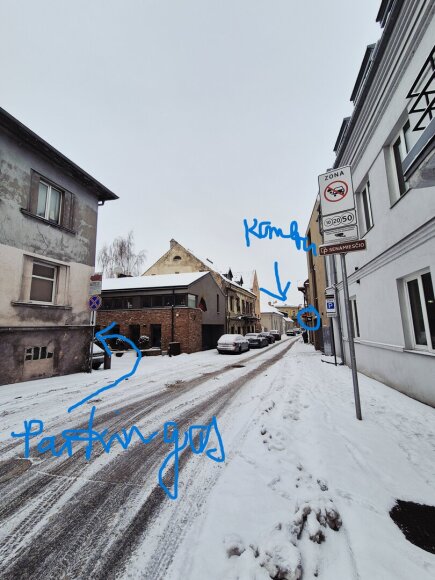 Skaitytojo Daumanto nuotr./Kaunietis priverstas dažnai susimokėti vien tik už tai, kad išvažiuoja iš kiemo