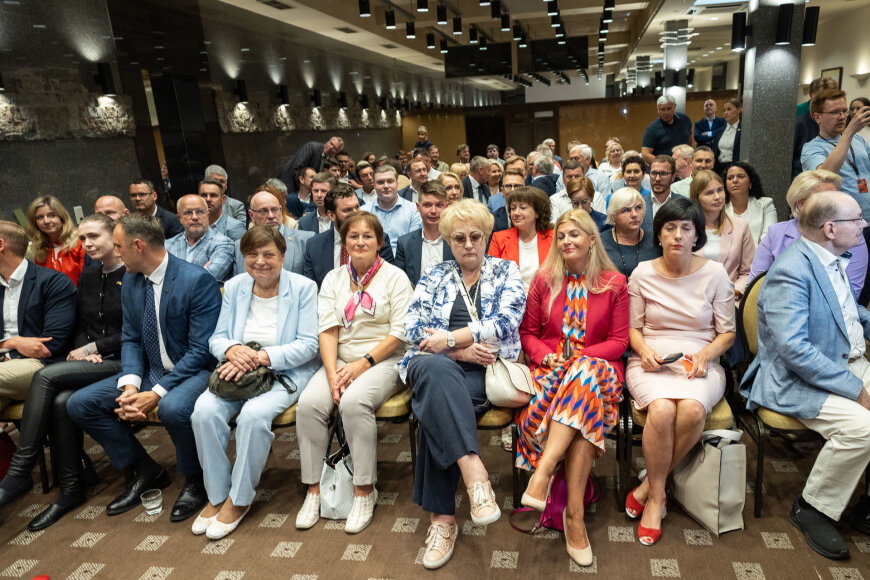Roberto Riabovo / BNS nuotr./Į posėdį rinkosi Lietuvos socialdemokratų partijos prezidiumas