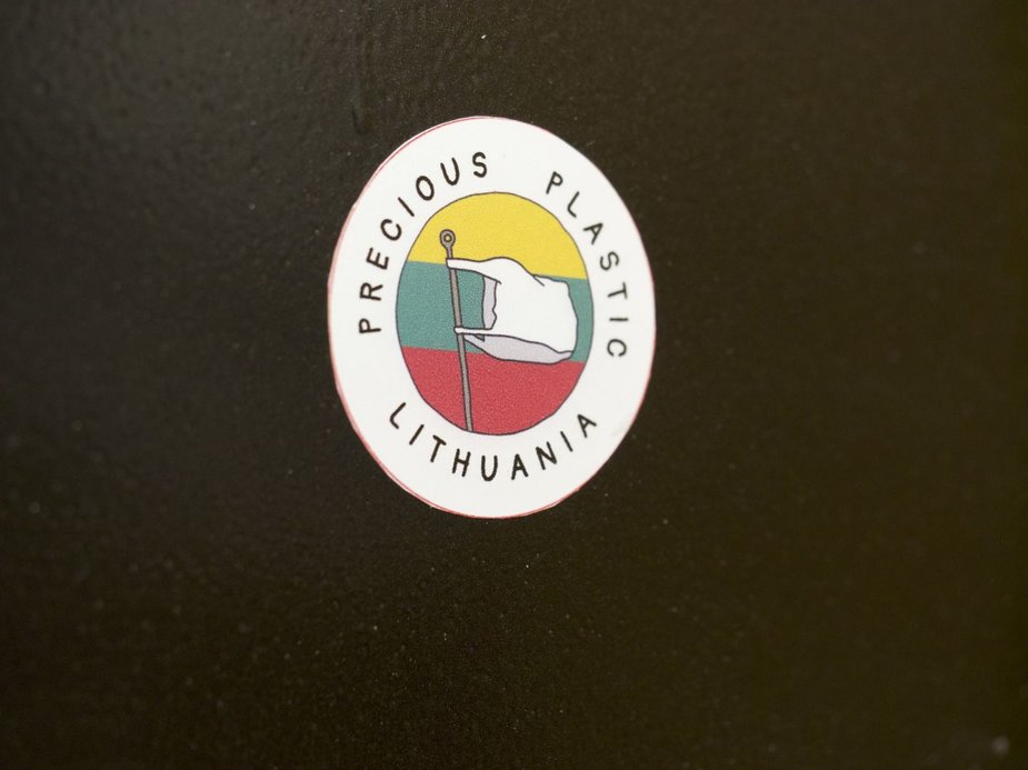 „Precious plastic Lithuania“ nuotr. /„Precious plastic Lithuania“ logotipas