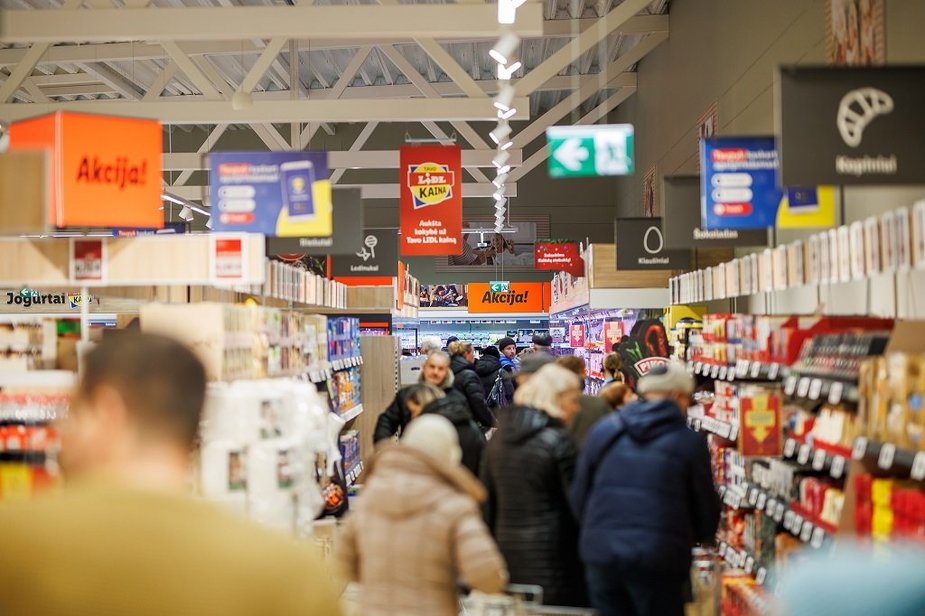 Lidl Lietuva nuotr./Apsipirkimas Lidl