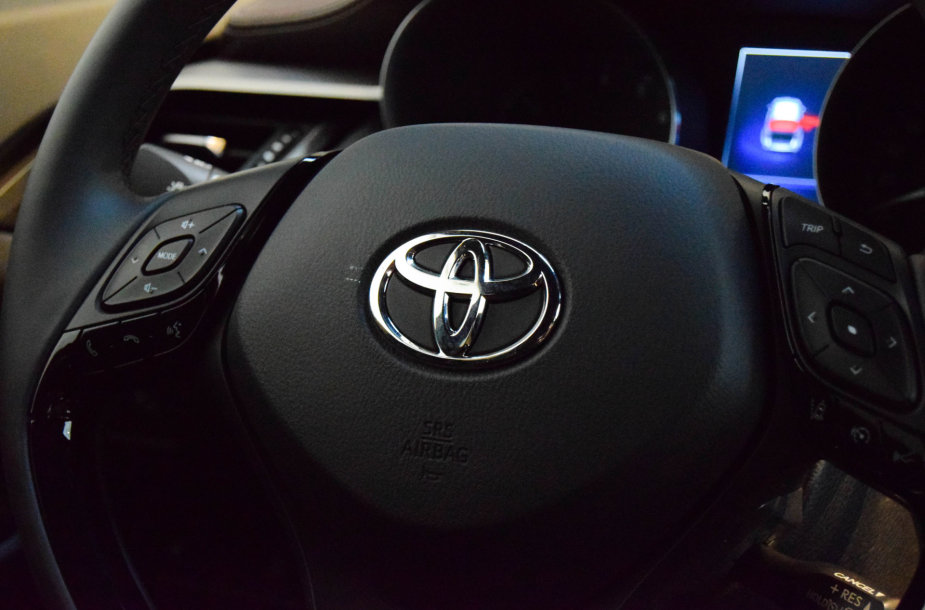 Naujasis „Toyota C-HR“
