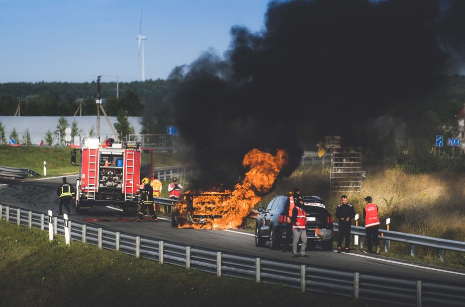 ES Motorsport „Porsche“ gaisras