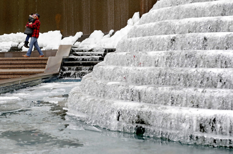 Užšalęs fontanas Atlantoje