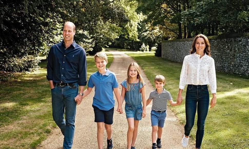 Princas Williamas ir Kate Middleton su vaikais