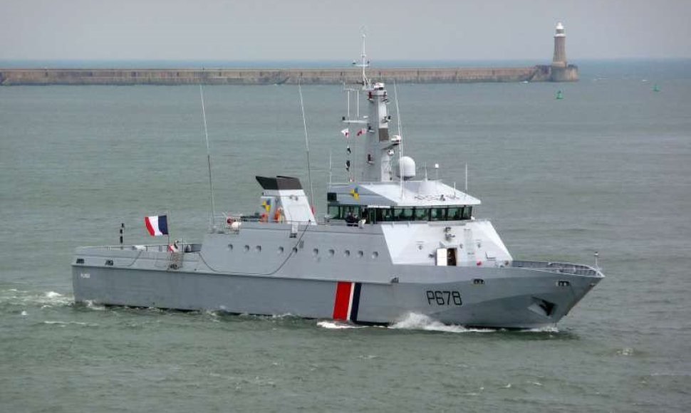 Prancūzijos karinių jūrų pajėgų patrulinis laivas „Pluvier“ (P678)