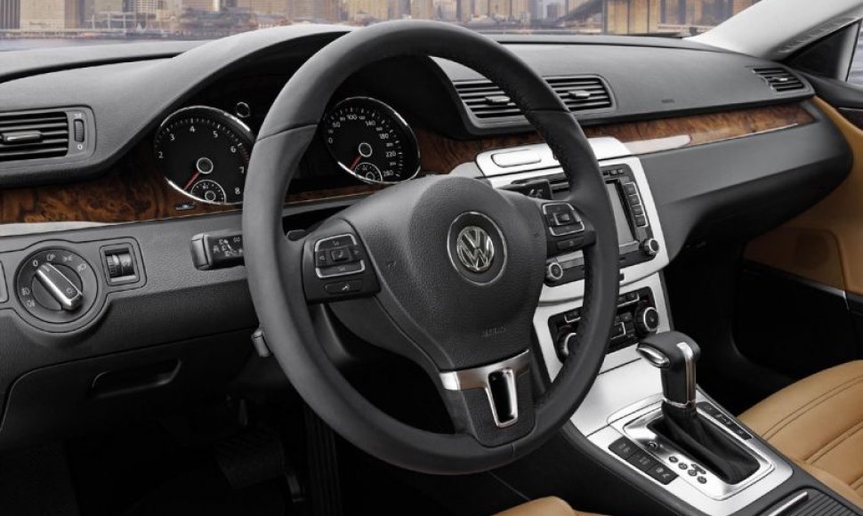 Jungtinėje Karalystėje paskelbtos „Volkswagen Passat CC“ kainos