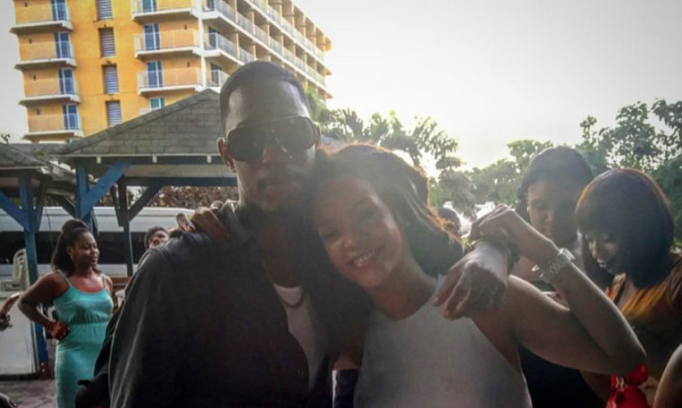 Rihanna su pusbroliu Tavonu Kaiseenu Alleyne