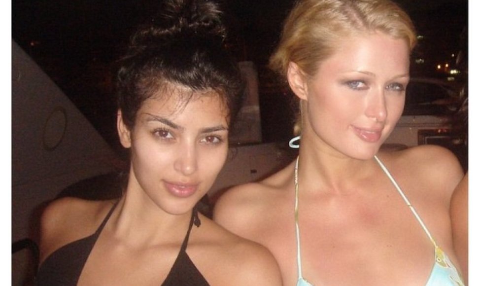 Kim Kardashian ir Paris Hilton (2006 m.)
