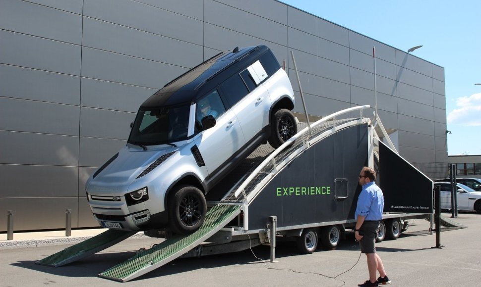 Land Rover „Defender“ bekelės iššūkis Vilniuje