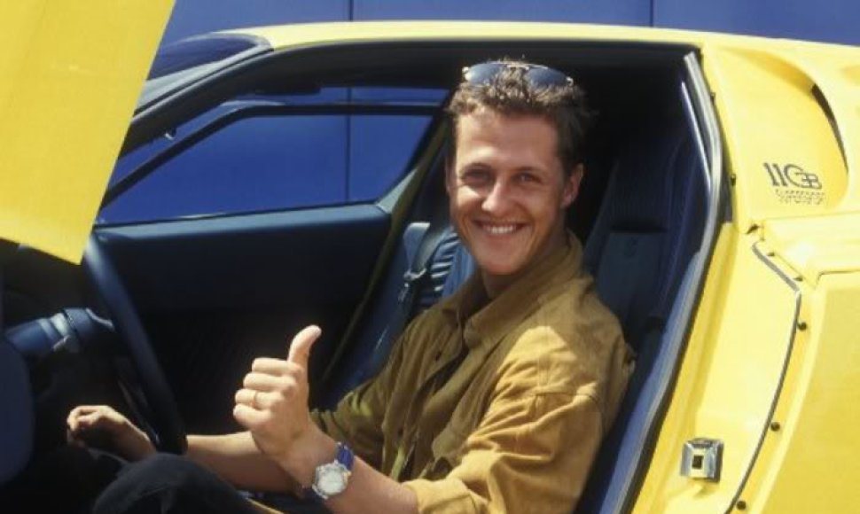 Michaelis Schumacheris „Bugatti EB110“ automobilyje