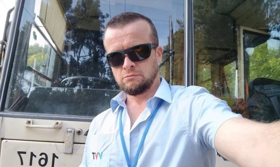 Žinomas baltarusis Andrejus Paukas Vilniuje tapo troleibuso vairuotoju