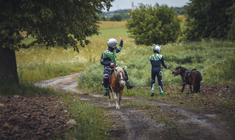 „300 Lakes rally“: pasigrožėkite netradicine fotosesija