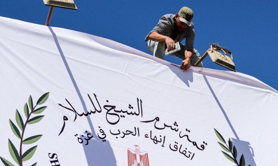 Amr Abdallah Dalsh / REUTERS