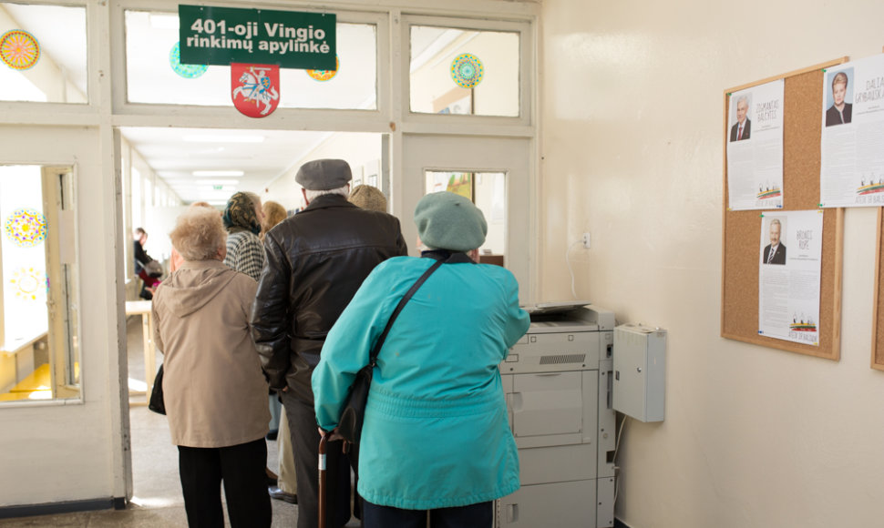 Balsavimas Vilniaus Vingio 401-ojoje rinkimų apylinkėje 