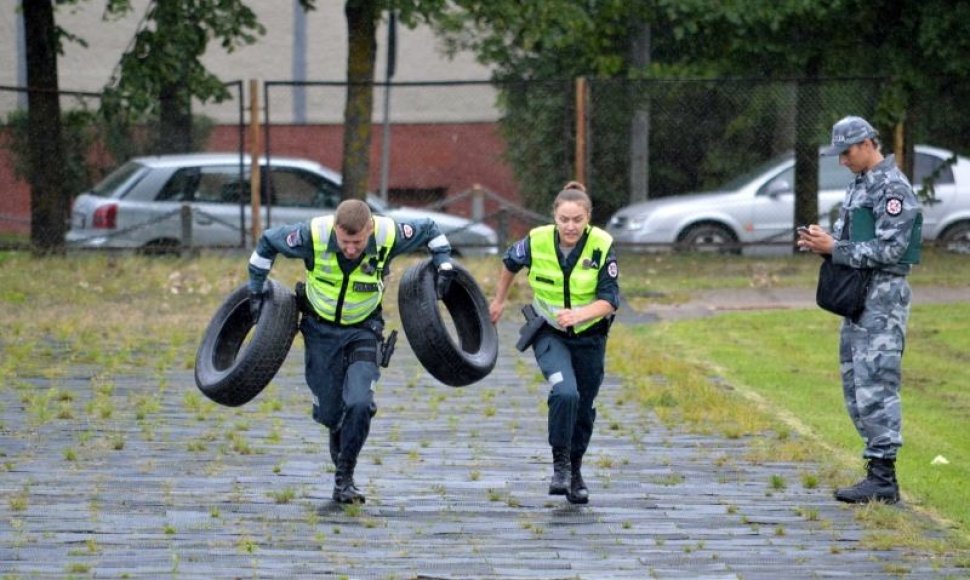 Išrinkti geriausi Šiaulių pareigūnai