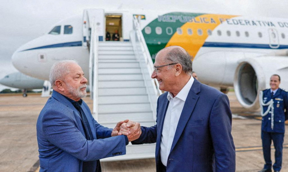 Brazilijos prezidentas Luizas Inacio Lula da Silva išvyksta į Kiniją