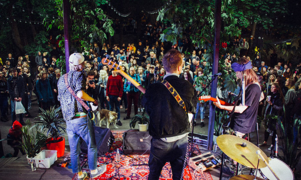 „Garbanotas Bosistas“, Tilto namų festivalis.