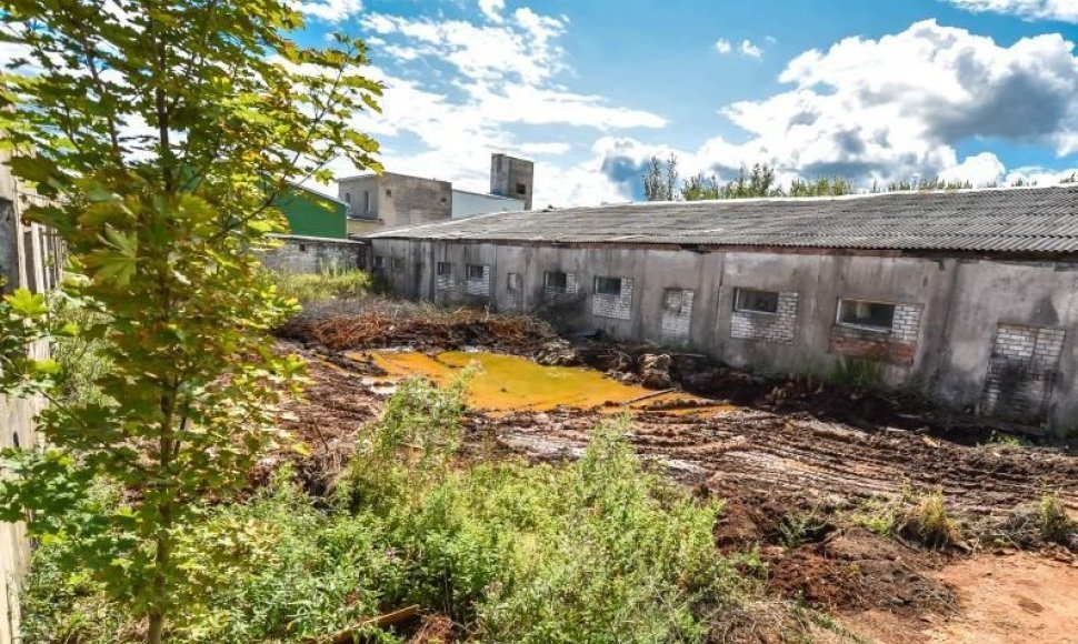 Ekstremali situacija paskelbta dėl Eigirgalos kaime įsikūrusios uždarosios akcinės bendrovės „Jukneda“ patalpose sandėliuojamų atliekų keliamo pavojaus.