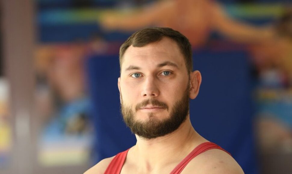 Mantas Kny&scaron;tautas 
