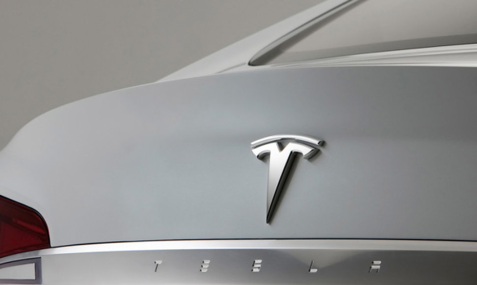„Tesla“ logotipas