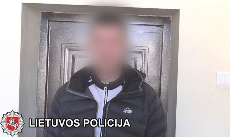 Įtariamasis veždavo į užsienį vyrus ir versdavo juos vogti.