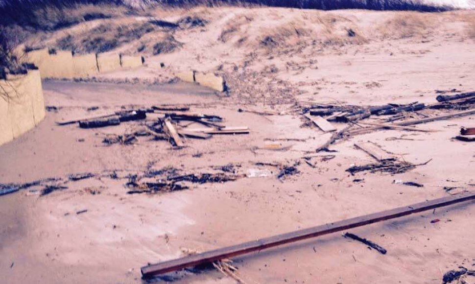 Uraganinis vėjas „Feliksas“ nusiaubė  gelbėtojų stotį Smiltynėje