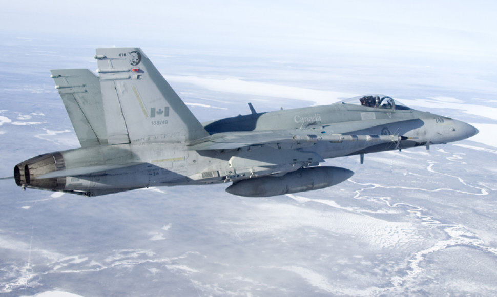 Kanados karališkųjų karinių oro pajėgų naikintuvas F-18 „Hornet“