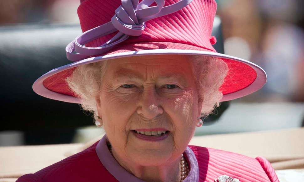 Elizabeth II (2010 m.)