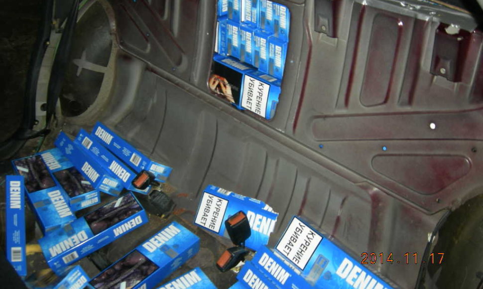 Kybartuose konfiskuotos kontrabanda gabentos cigaretės