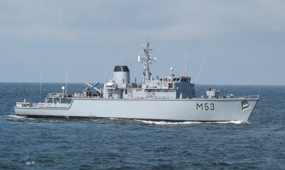 Laivas  „Skalvis" (M53)