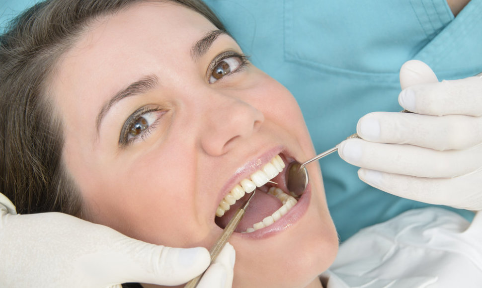 Dantų apžiūra