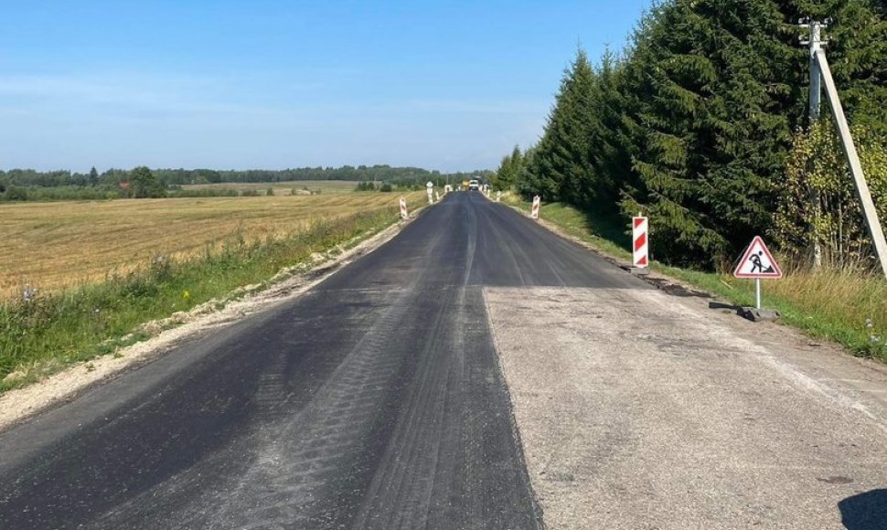 Remontai darbai kelyje tarp Girsteitiškio ir Balninkų