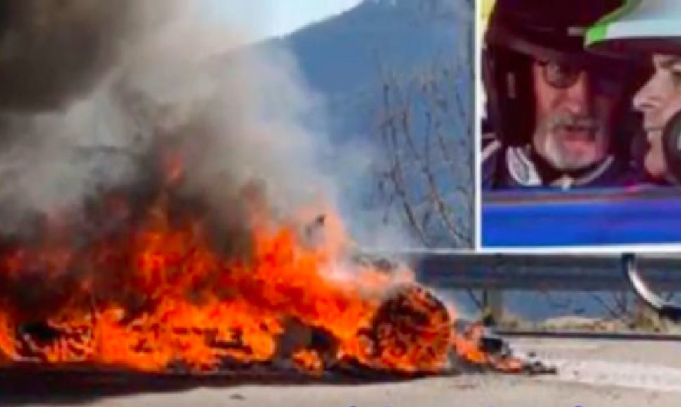 "Top Gear" žurnalistai sudegino automobilį