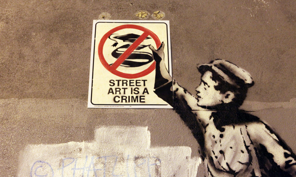 Banksy grafitis po „Smart Crew“ atnaujinimo