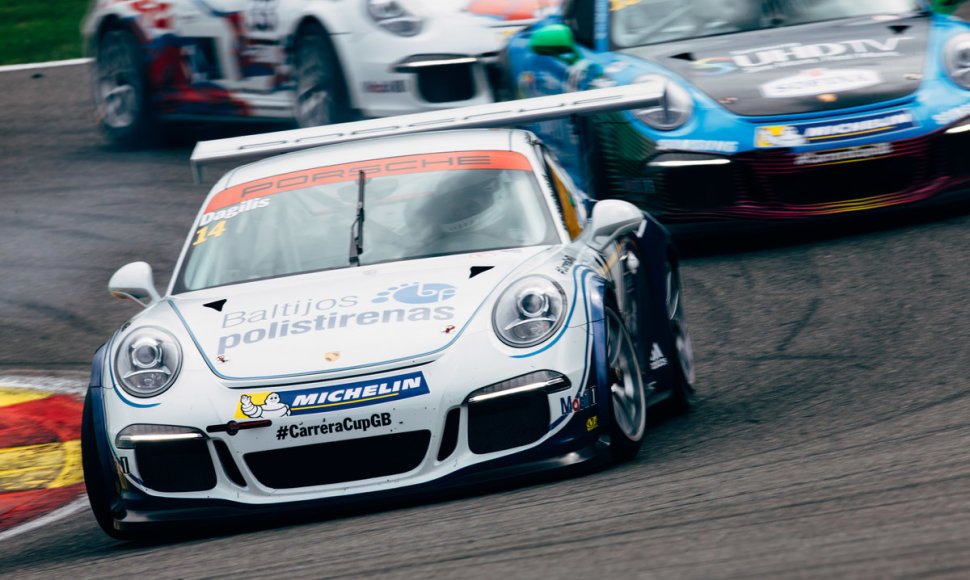 „Porsche Carrera Cup GB“