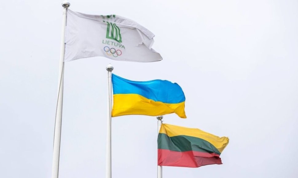 LTOK, Ukrainos ir Lietuvos vėliavos