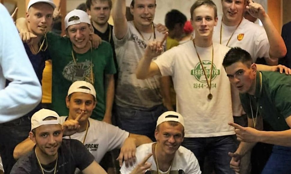 „Green White Boys“ gina žaliai baltų garbę fanų čempionatuose. Prieš dvejus metus jie tapo čempionais, o pernai titulą apgynė.