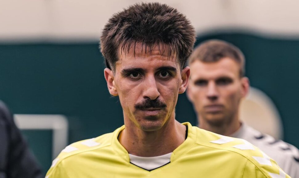 Benny Bernardo Silva