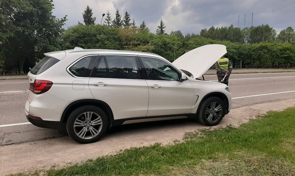 Sulaikytas Italijoje pavogtas „BMW X5“