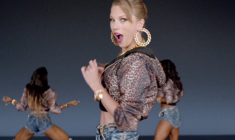 Taylor Swift dainos „Shake It Off“ vaizdo klipe