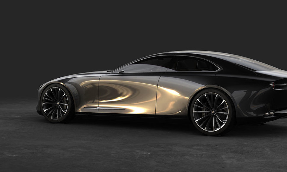„Mazda Vision“ kupė Ženevoje laimėjo gražuolių konkursą