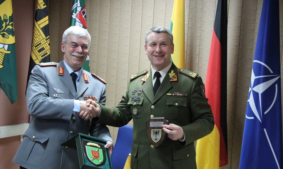 Vilniuje pasirašytas Vokietijos ir Lietuvos sausumos pajėgų bendradarbiavimo raštas
