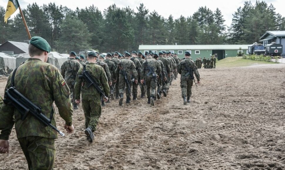 „Iron Wolf 2016“ (liet. „Geležinis vilkas“) baigiamoji operacija ir pratybų dalies, vykusios Generolo Silvestro Žukausko Pabradės poligone, uždarymo ceremonija.