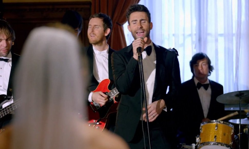 „Maroon 5“ vaizdo klipas „Sugar“