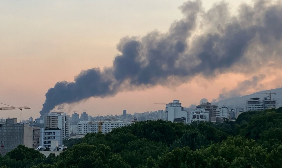 Dūmai virš Teherano / - / AFP