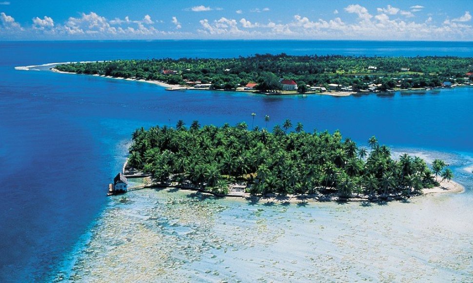 Rangiroa sala ir aplink ją plytintis atolas
