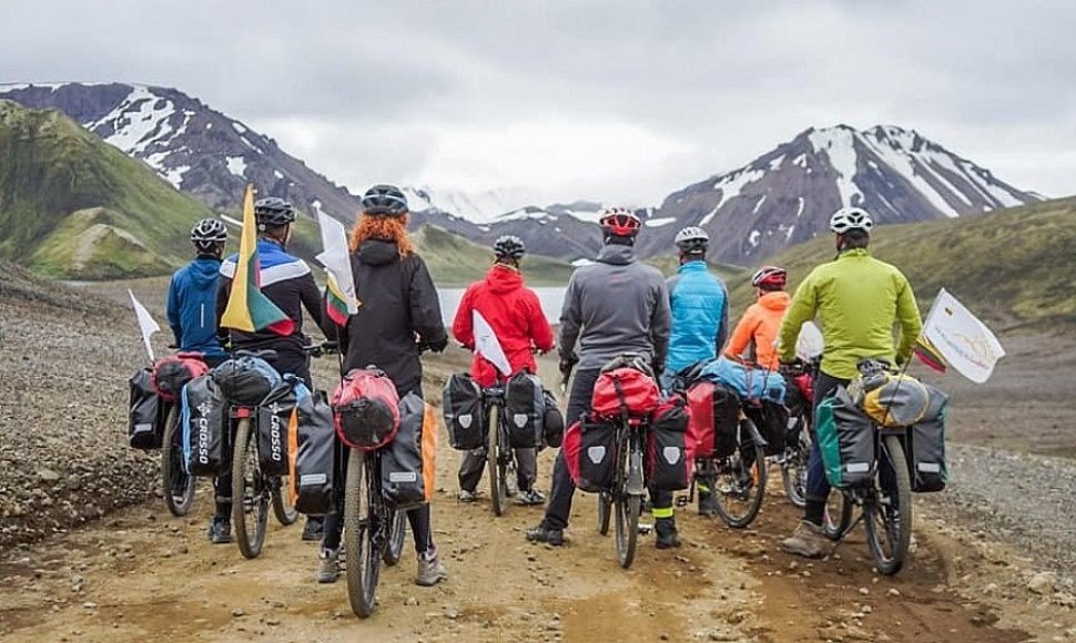 Lietuvių nuotykiai Islandijoje: dviračiu nuvažiavo 785 kilometrus „mirties keliu“