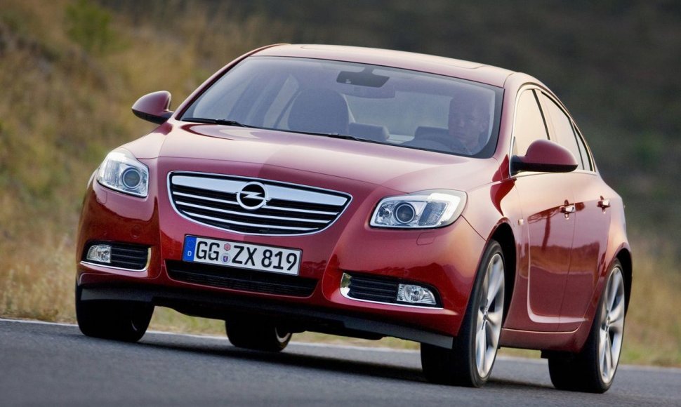 „Opel Insignia“ (2010 m.)