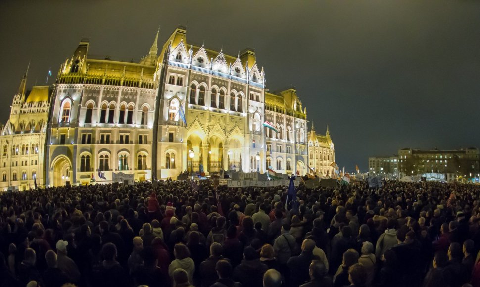 Demonstrantai Budapešte 