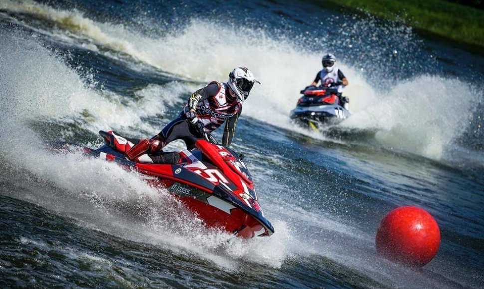Lietuvos vandens motociklų čempionato starte – penkių šalių pilotai